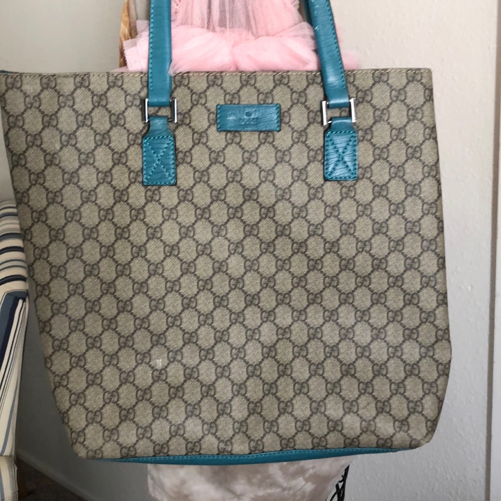 Gucci tote - 100  percent Authentic